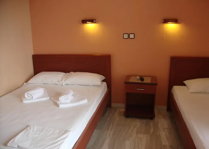 Pantazis Paralia Panteleimonos