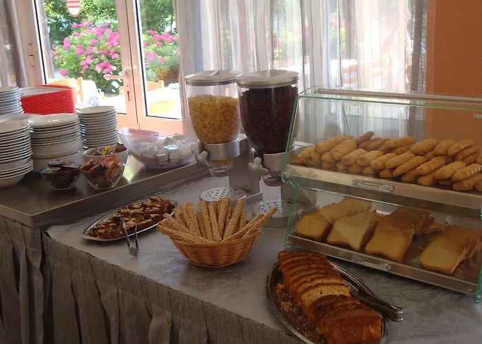 Pantazis Paralia Panteleimonos