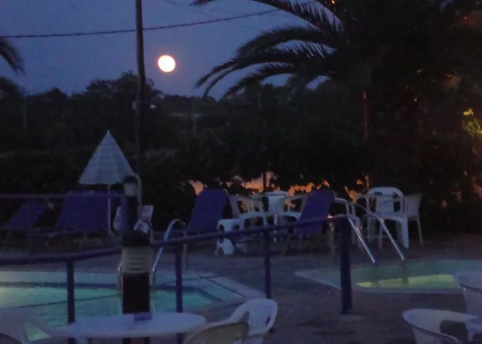 Pantazis Paralia Panteleimonos